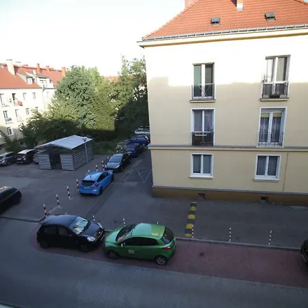 Pokoje Ul Przybyszewskiego 3 Homestay *