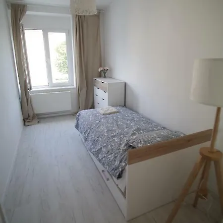 Pokoje Ul Przybyszewskiego 3 * Poznan