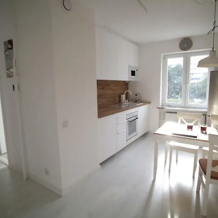 Pokoje Ul Przybyszewskiego 3 Homestay *